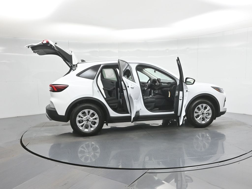 2025 Ford Escape Active photo 3