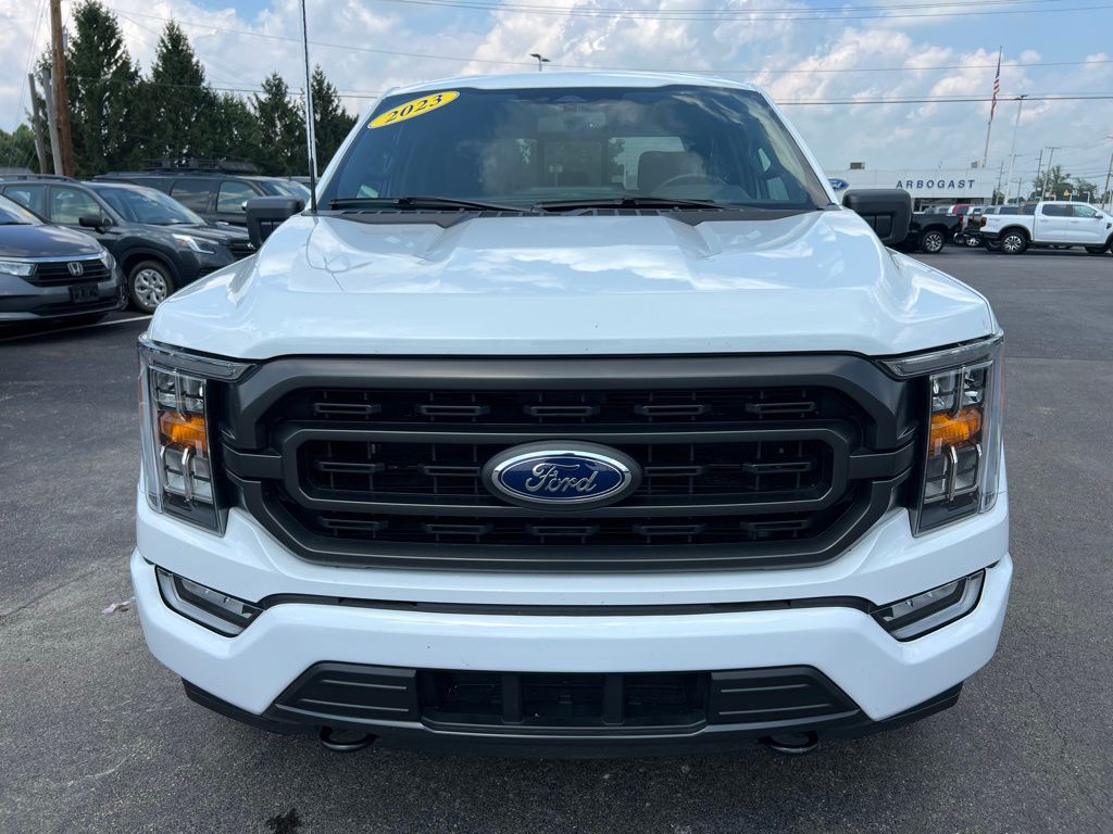 2023 Ford F-150 XLT photo 10