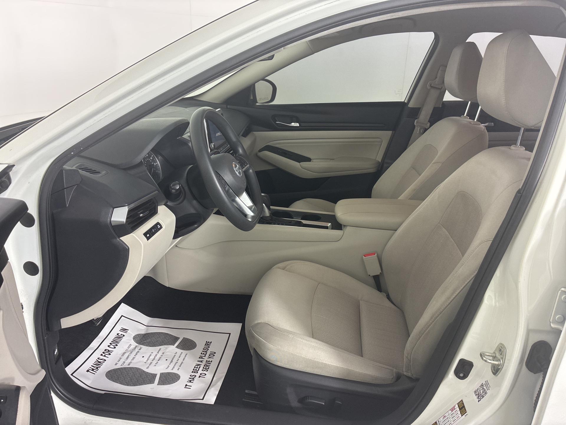 2020 Nissan Altima 2.5 S photo 9