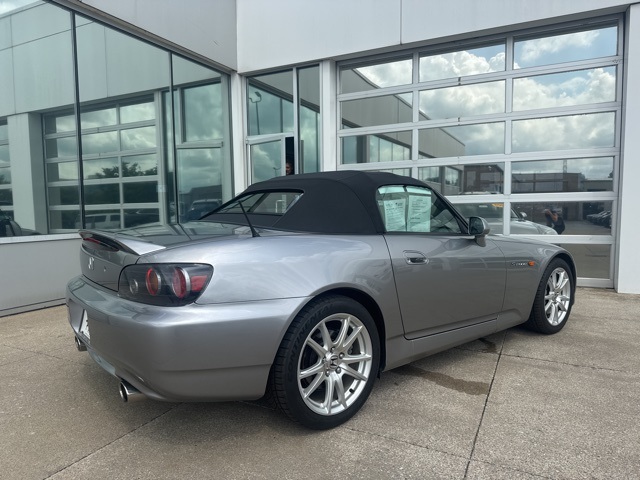 2005 Honda S2000 Base photo 19