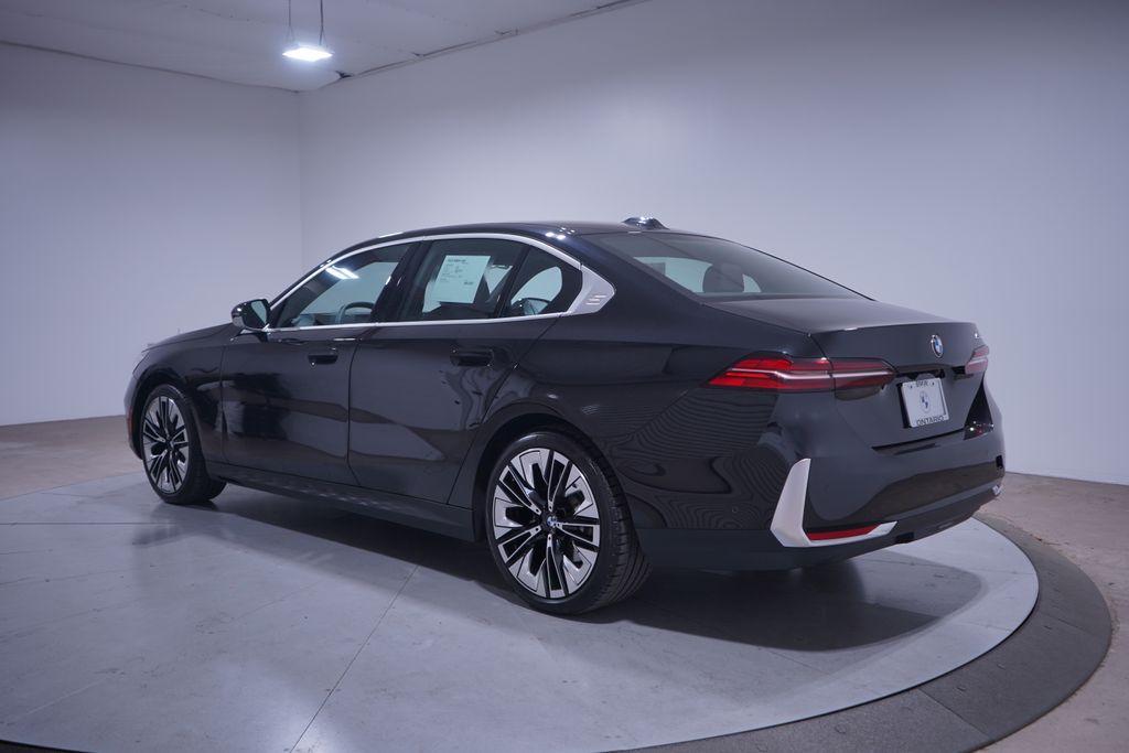 2025 Bmw 530i photo 3