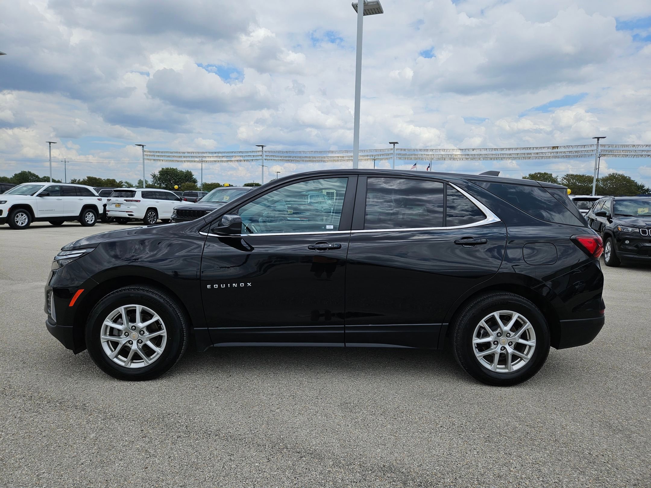 2023 Chevrolet Equinox LT photo 5