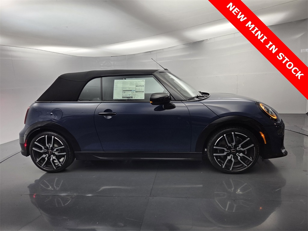 2026 Mini Cooper Convertible Iconic photo 22