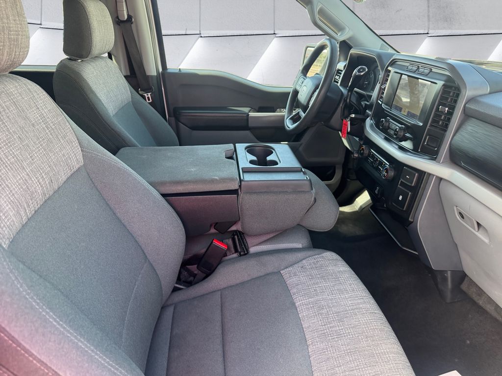 2023 Ford F-150 XLT photo 14