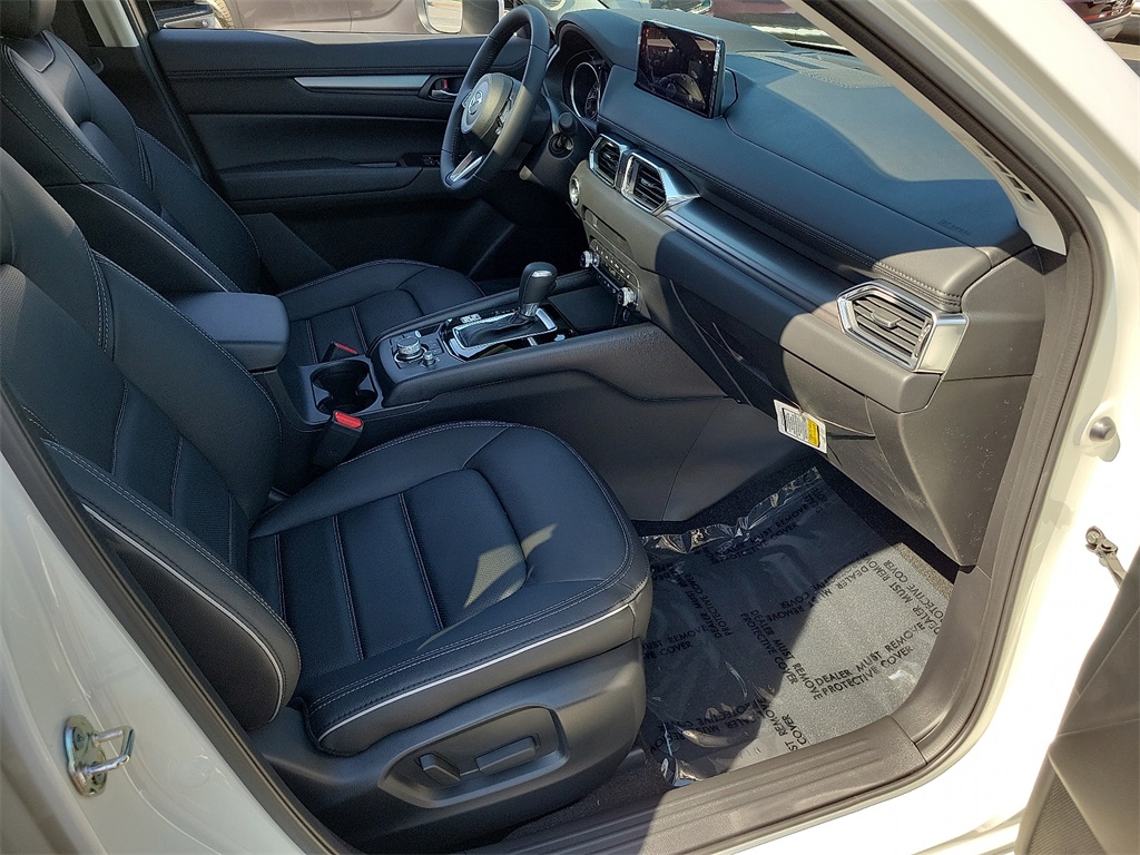 2025 Mazda CX-5 2.5 S Preferred photo 13