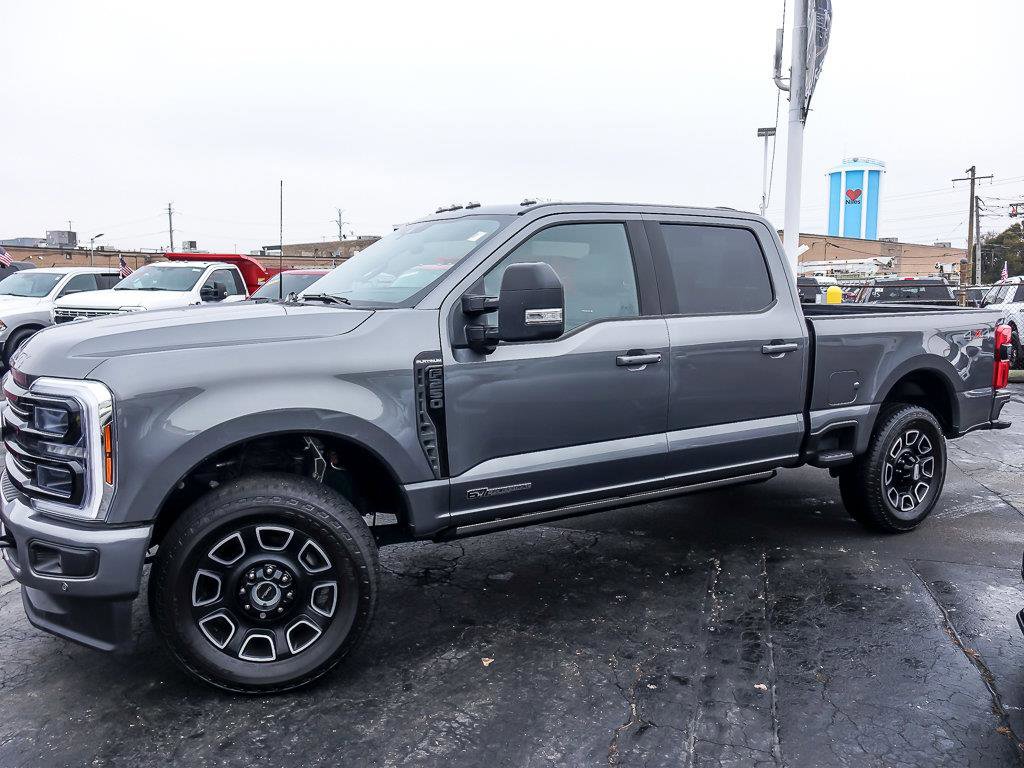 2025 FORD F-250 - Image 5