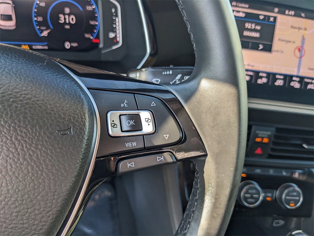 2020 Volkswagen Jetta SEL Premium photo 29