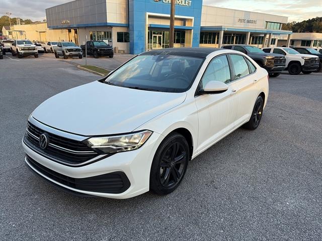 2023 Volkswagen Jetta 1.5T SE photo 3