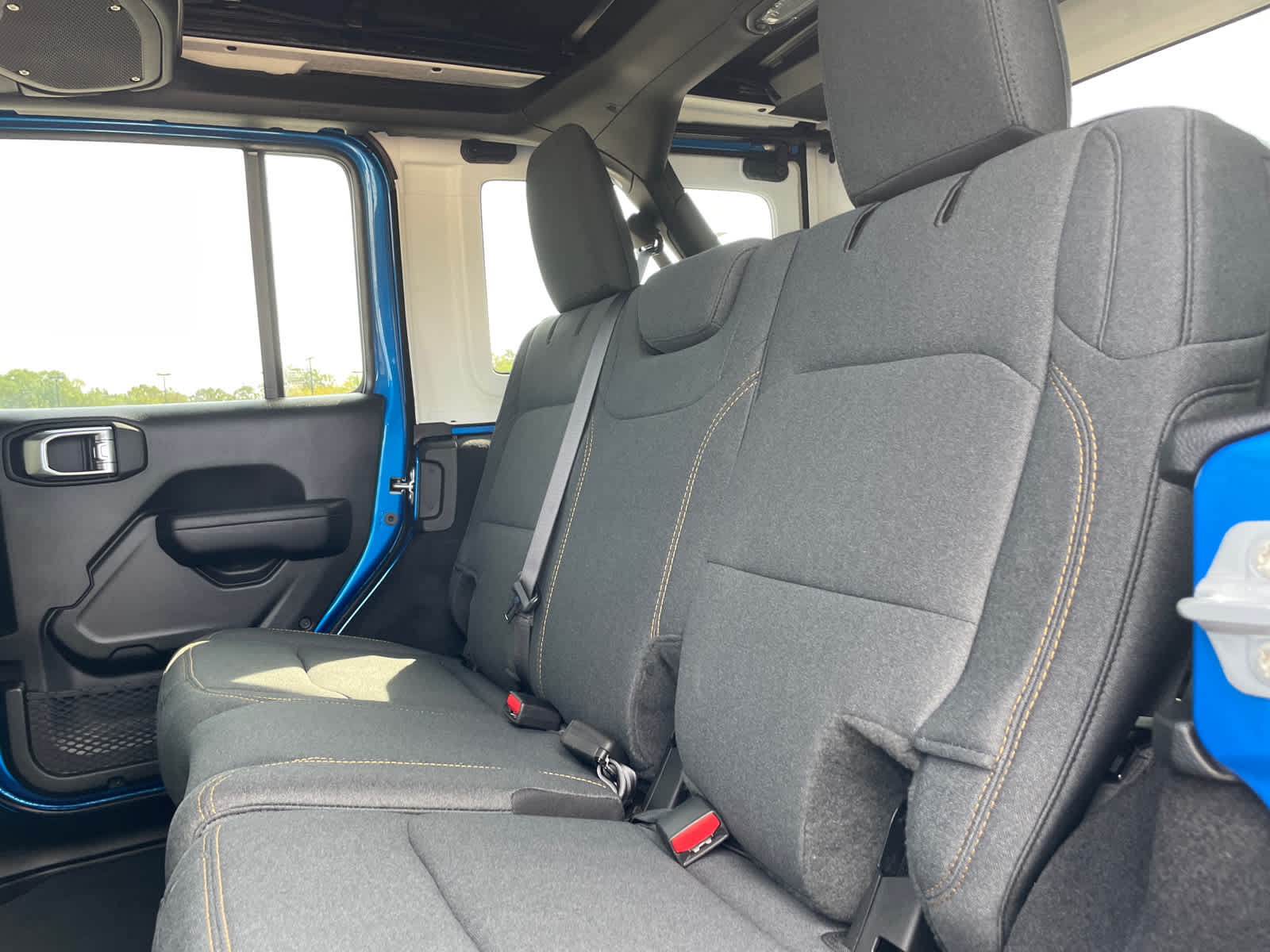 2025 Jeep Wrangler Sport S photo 12