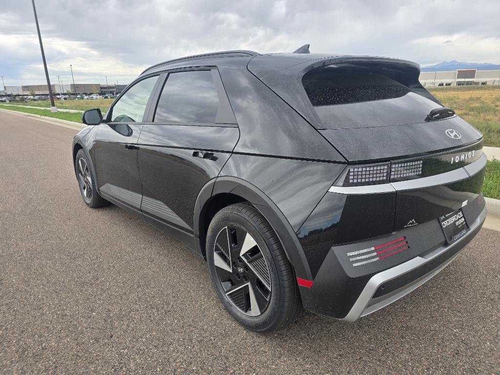 2025 Hyundai Ioniq 5 SEL photo 3
