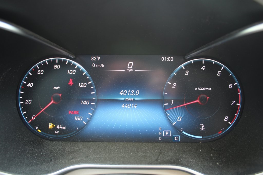 2022 Mercedes Benz GLC 300 photo 29