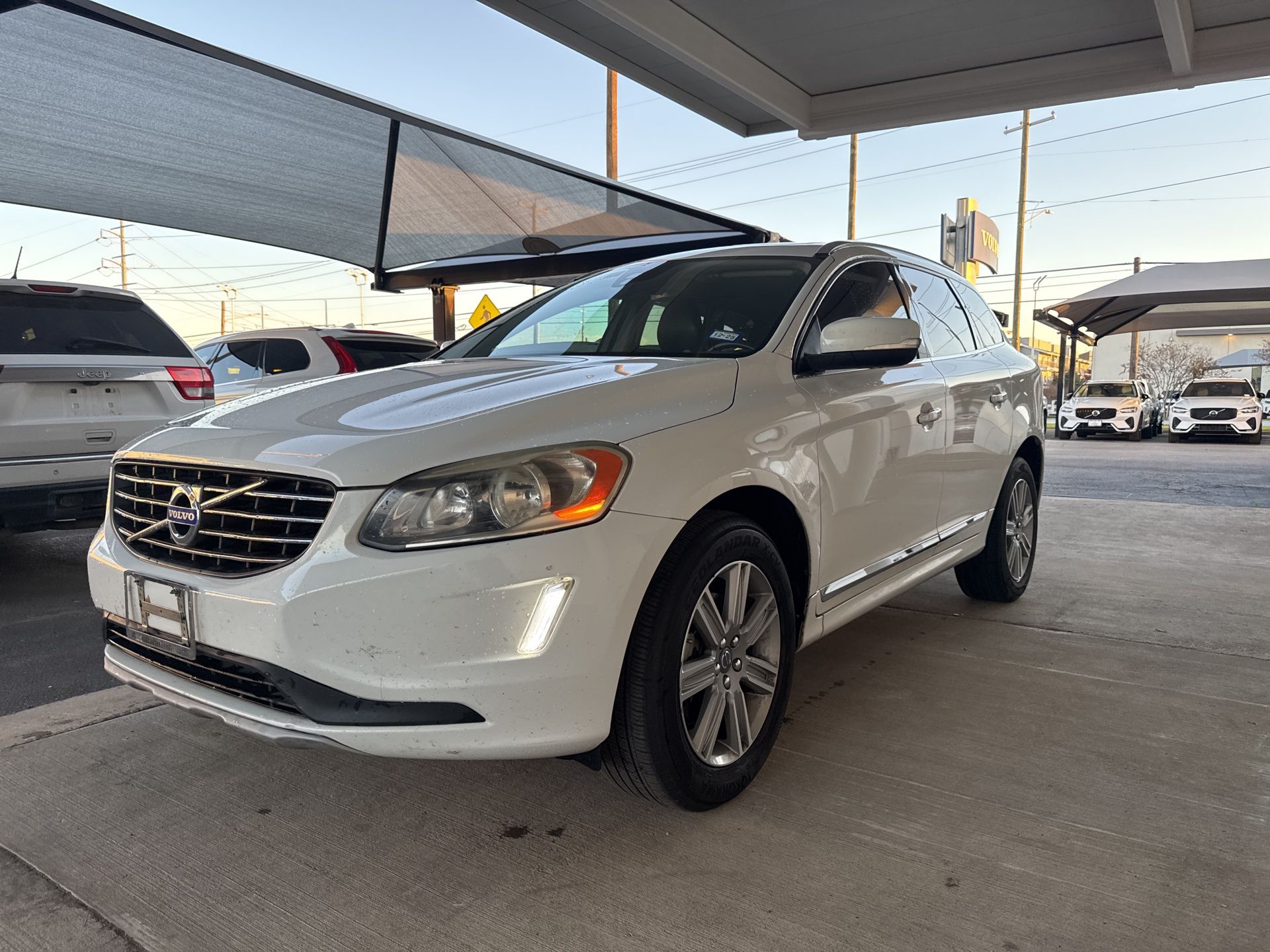 2017 Volvo XC60 T5 Inscription's photo