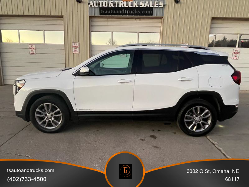 2023 GMC Terrain SLT's photo