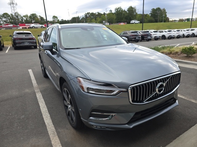 2019 Volvo XC60 T5 Inscription photo 2