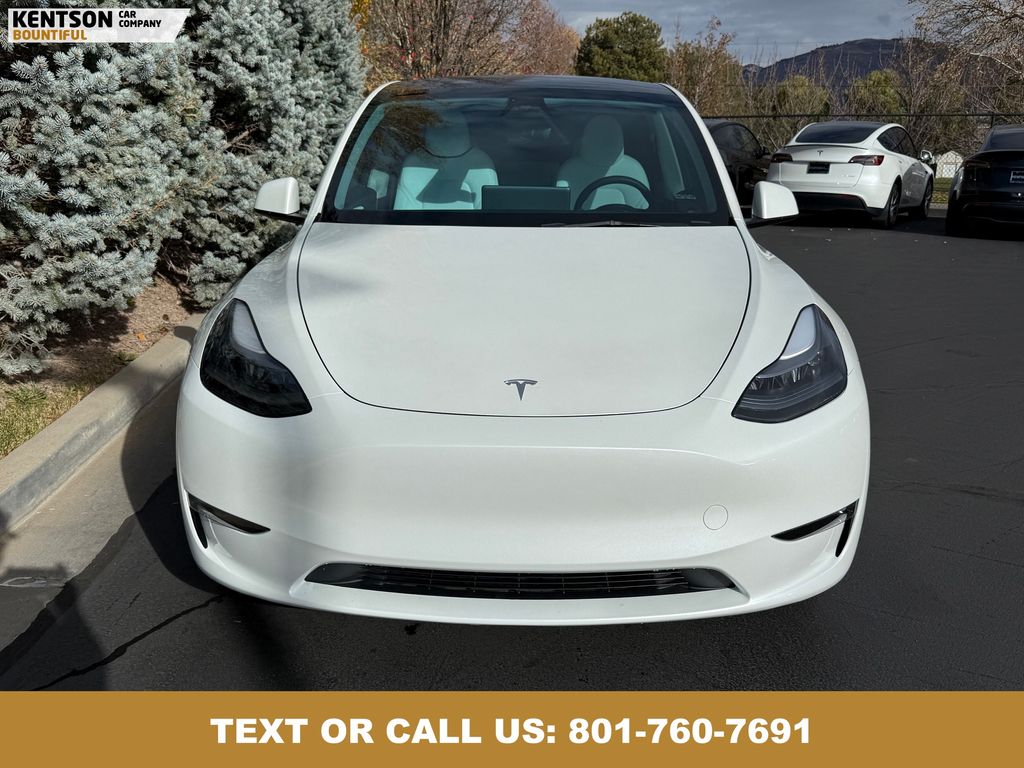 2023 Tesla Model Y Long Range photo 2