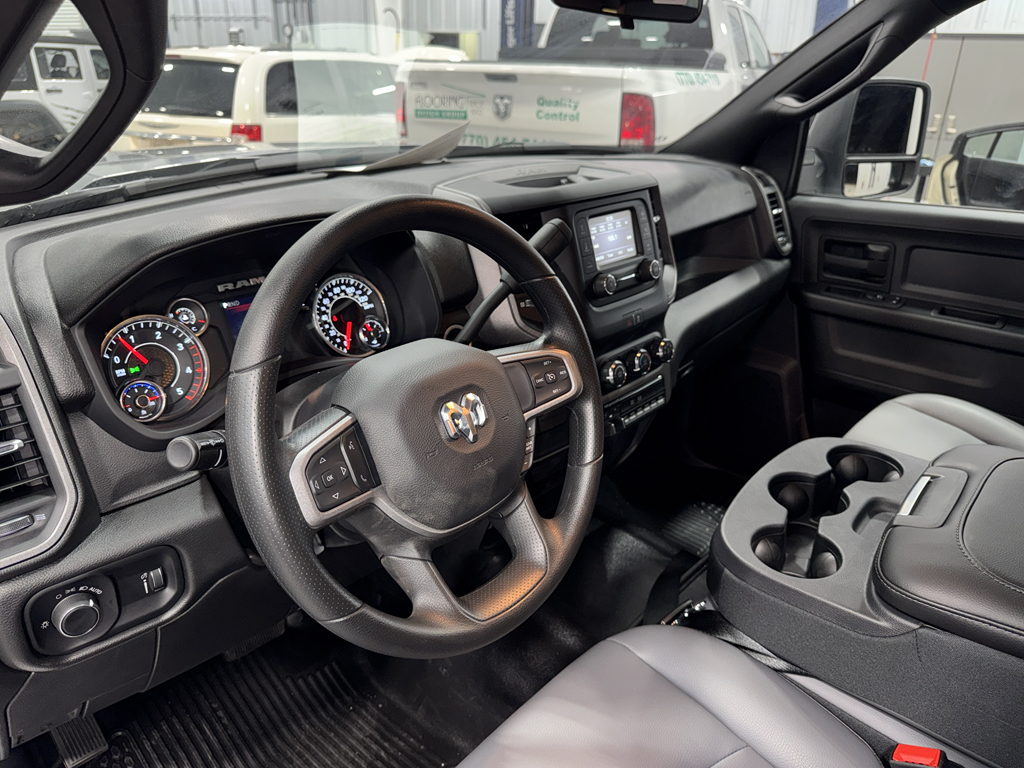 2024 Ram 3500 Tradesman photo 4