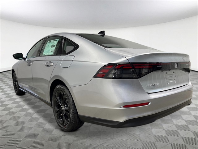2025 Honda Accord SE photo 3