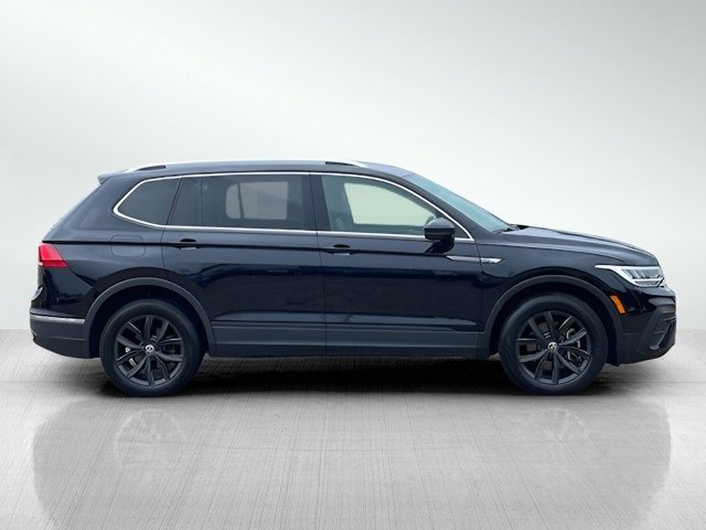 2024 Volkswagen Tiguan SE Wolfsburg Edition photo 2