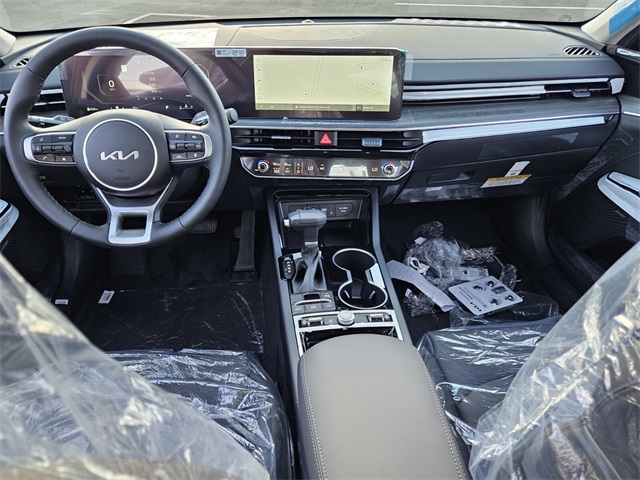 2026 Kia K5 EX photo 6
