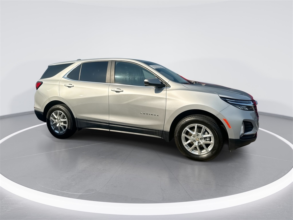 2022 Chevrolet Equinox LT photo 8