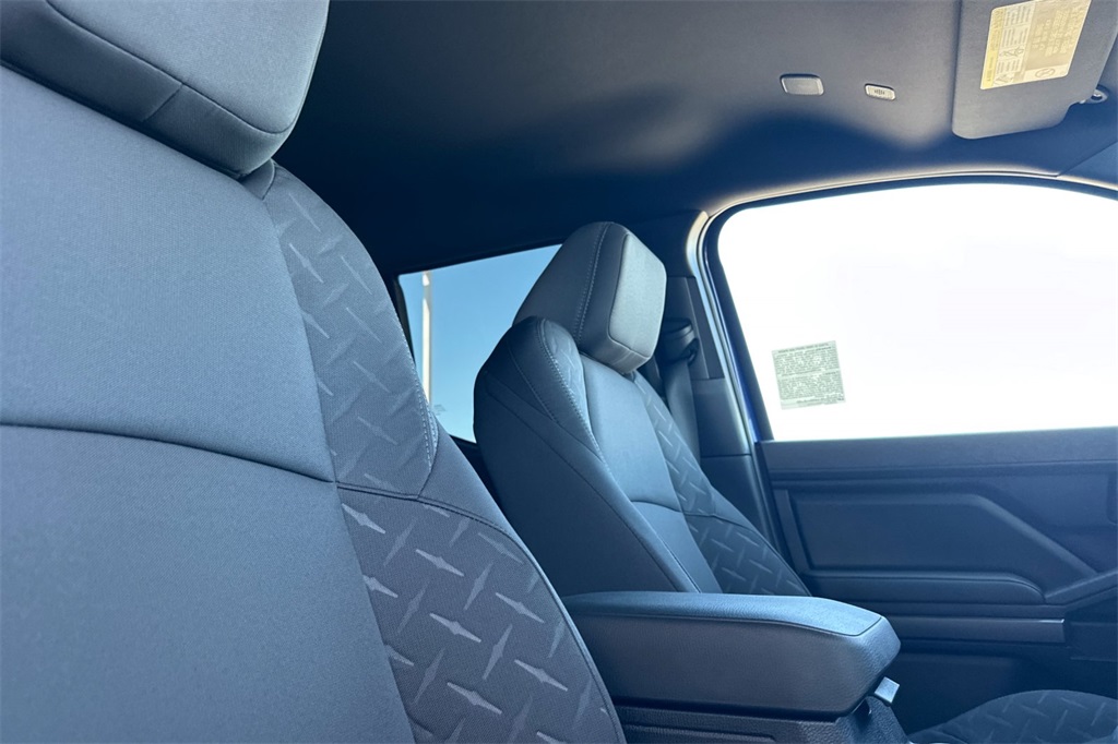 2025 Toyota Tacoma SR5 photo 16