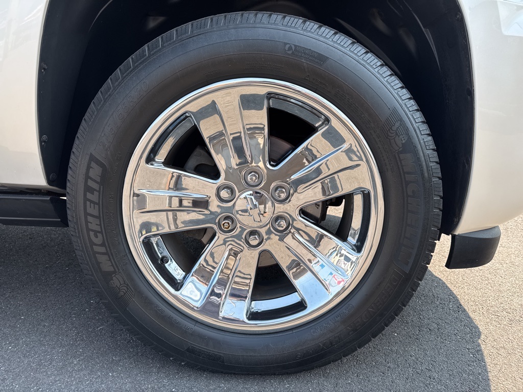 2008 Chevrolet Avalanche LTZ photo 8