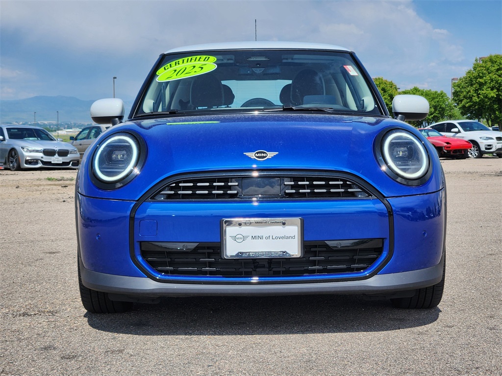 2025 Mini Cooper 2 Door Hardtop photo 2