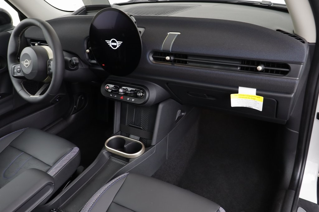 2025 Mini Cooper 2 Door Hardtop Signature photo 19