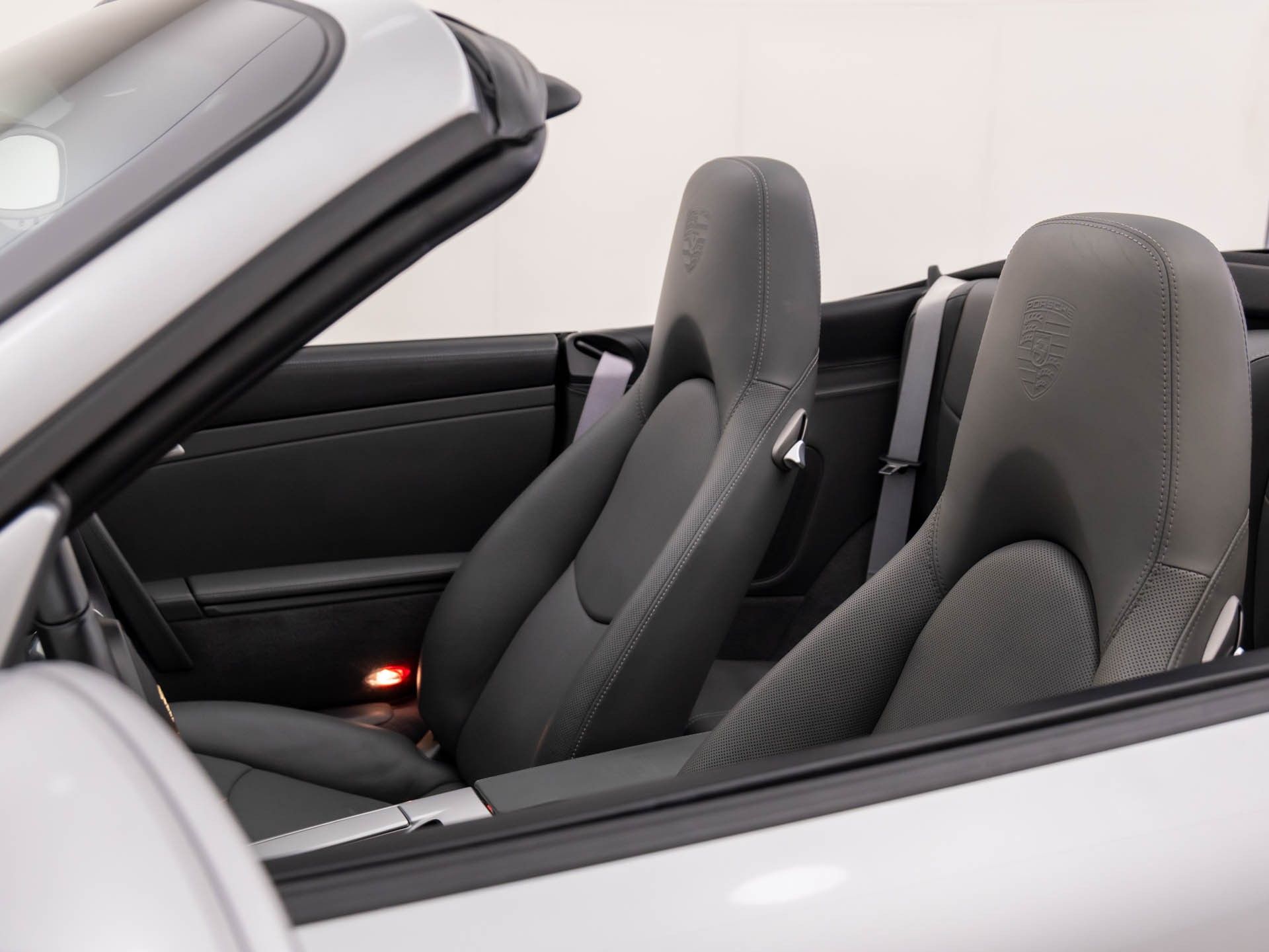 2012 Porsche 911 S Cabriolet photo 29