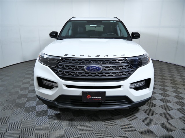 2023 Ford Explorer XLT photo 3