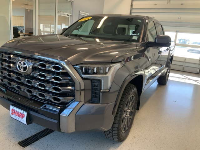 2023 Toyota Tundra Platinum photo 4