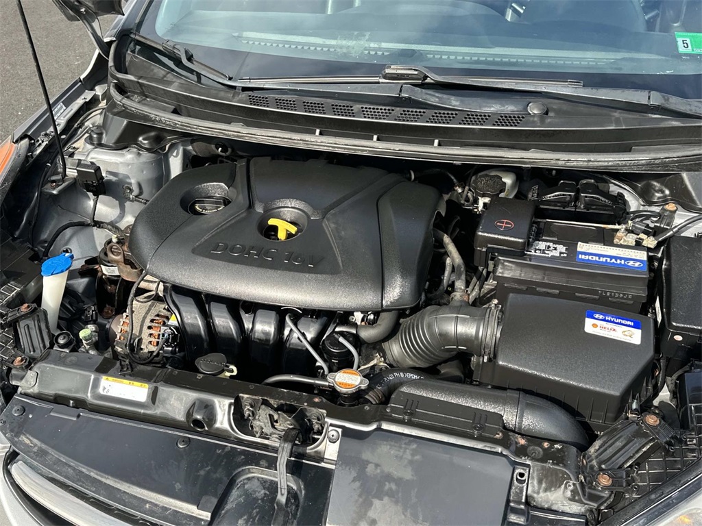 2011 Hyundai Elantra Limited photo 12