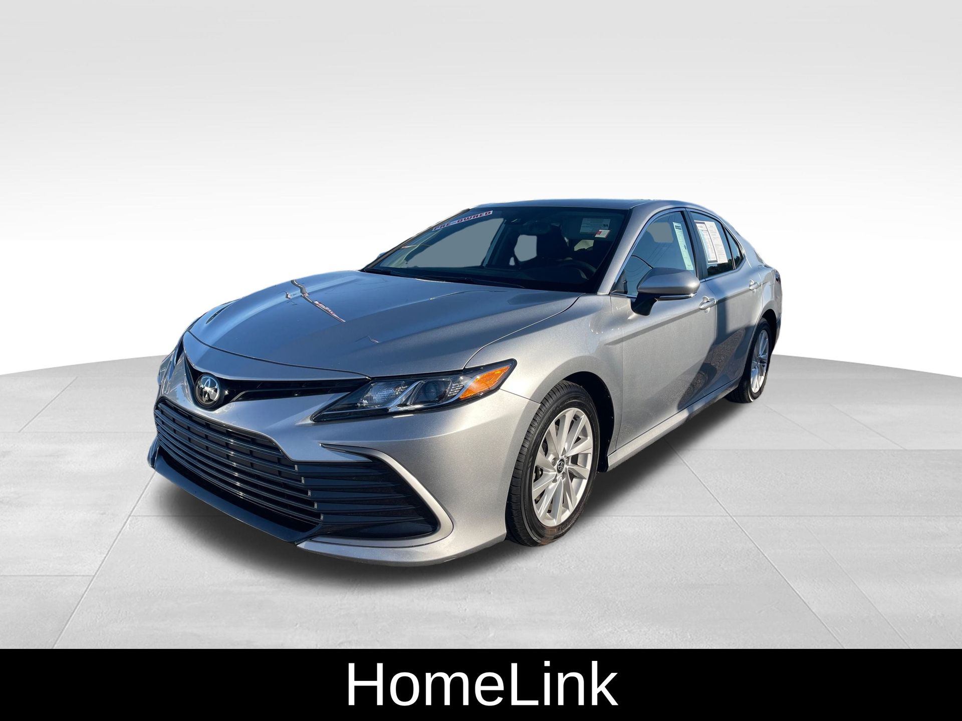 2024 Toyota Camry LE photo 3