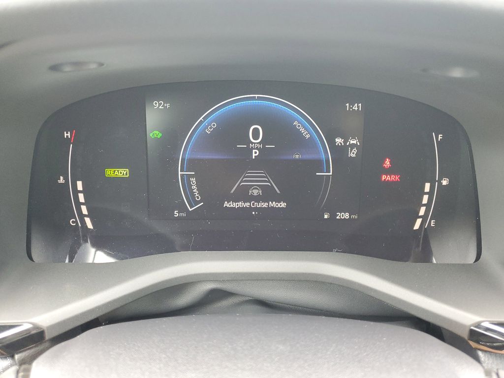 2025 Toyota Camry SE photo 19