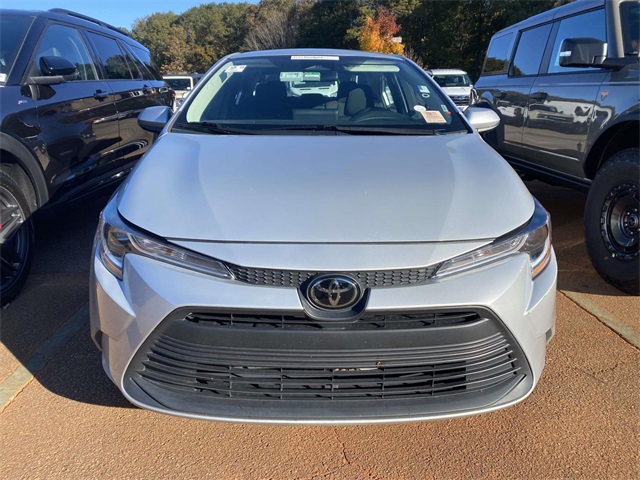 2024 Toyota Corolla LE photo 2