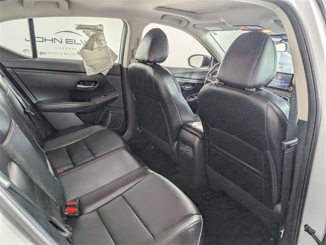 2022 Nissan Sentra SR photo 19