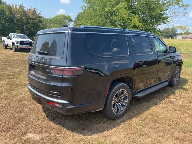 2023 Jeep Wagoneer L Series II photo 4