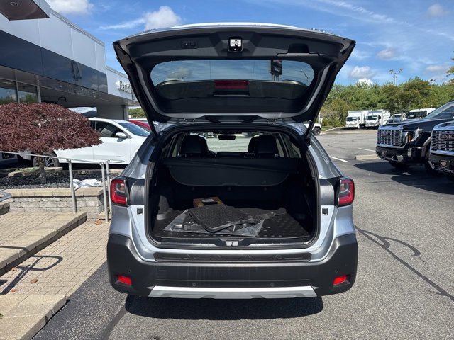 2023 Subaru Outback Limited photo 26