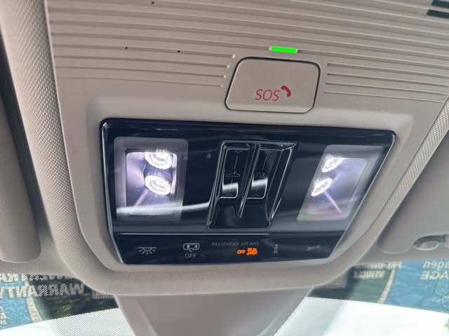 2025 Volkswagen Atlas Peak Edition SE photo 13