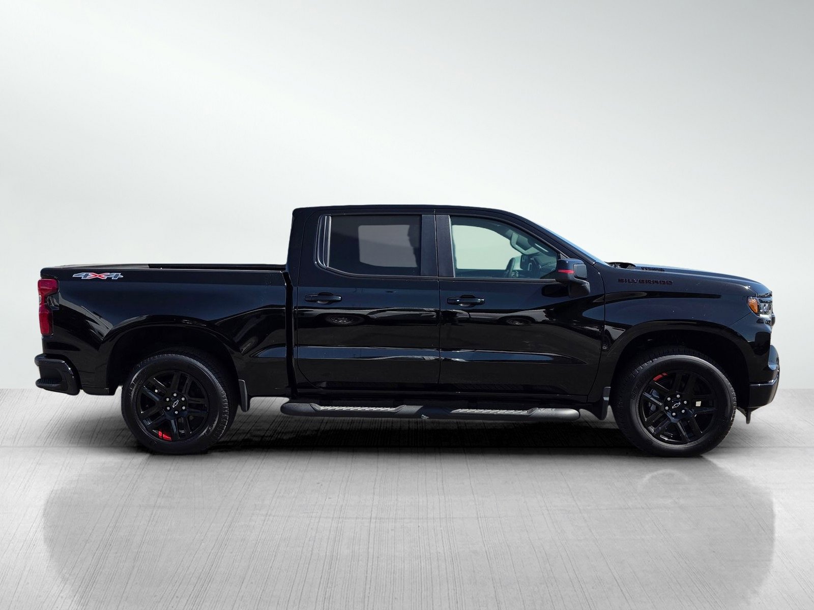 2025 Chevrolet Silverado 1500 RST photo 5