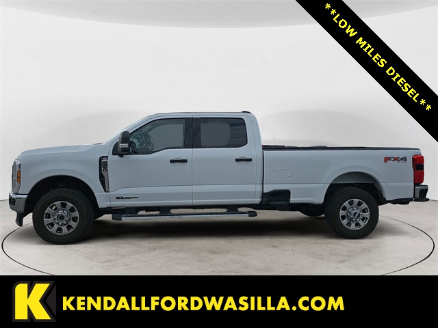 2024 Ford F-350 photo 2