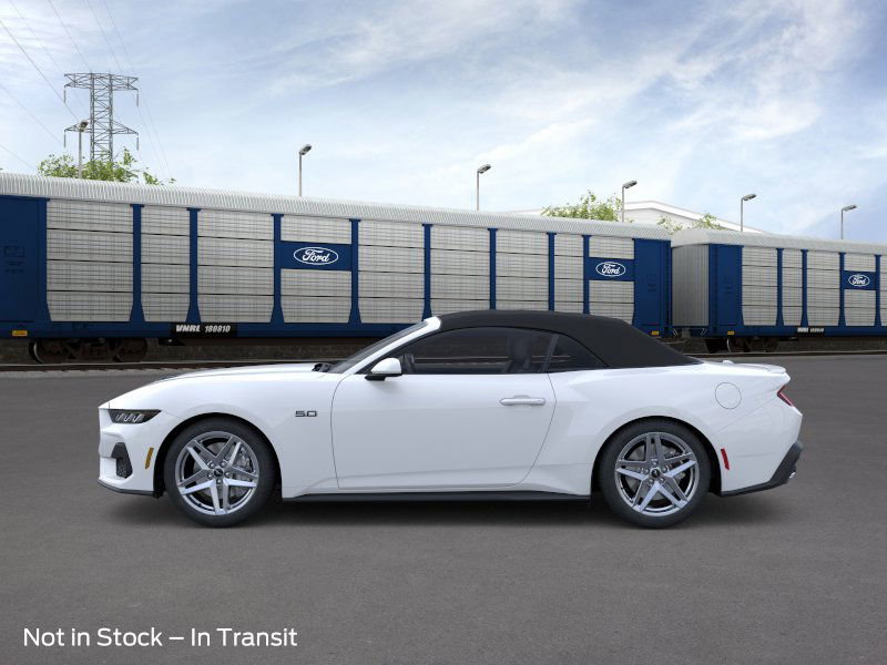2025 Ford Mustang GT Premium Convertible photo 3