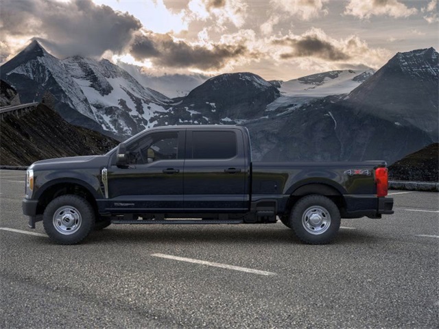2025 Ford F-250 XL photo 3