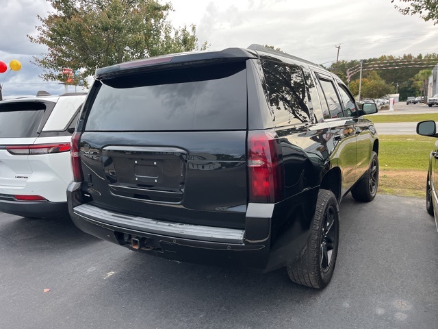 2018 Chevrolet Tahoe LT photo 2