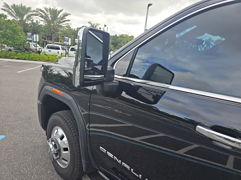 2024 Gmc Sierra HD Denali Ultimate photo 21
