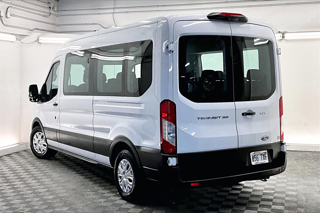 2021 Ford Transit Passenger XLT Van photo 9