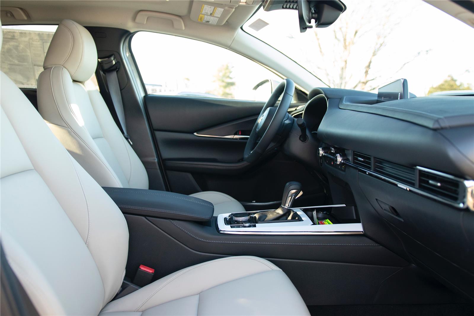 2025 Mazda CX-30 2.5 S Preferred photo 22