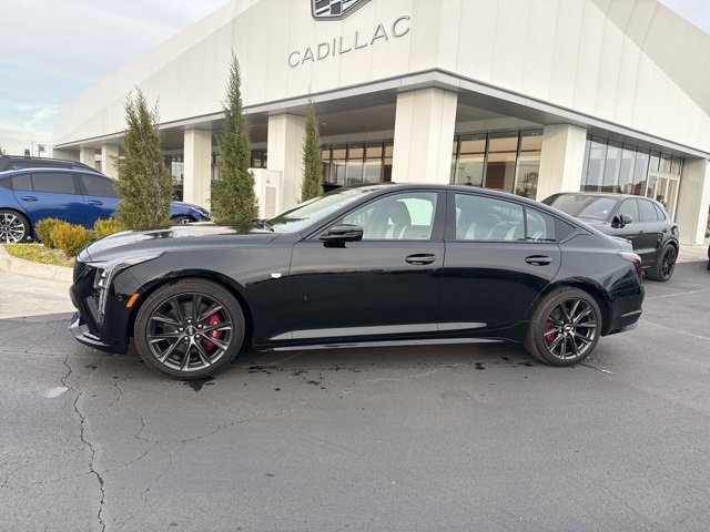 2025 Cadillac CT5 Sport photo 2