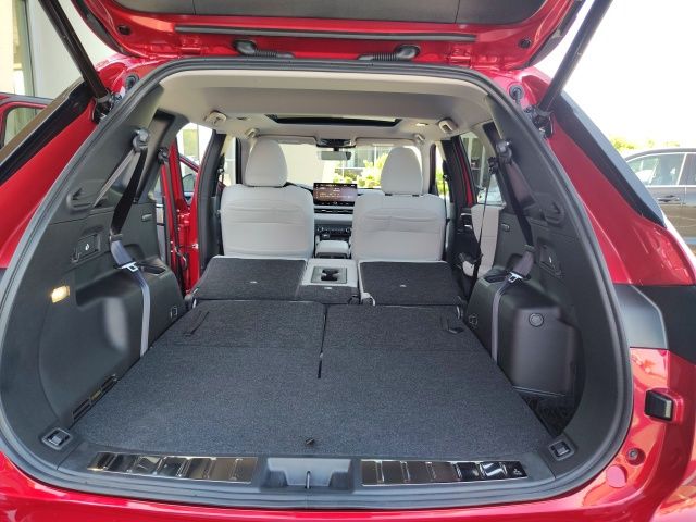 2025 Mitsubishi Outlander SE photo 29