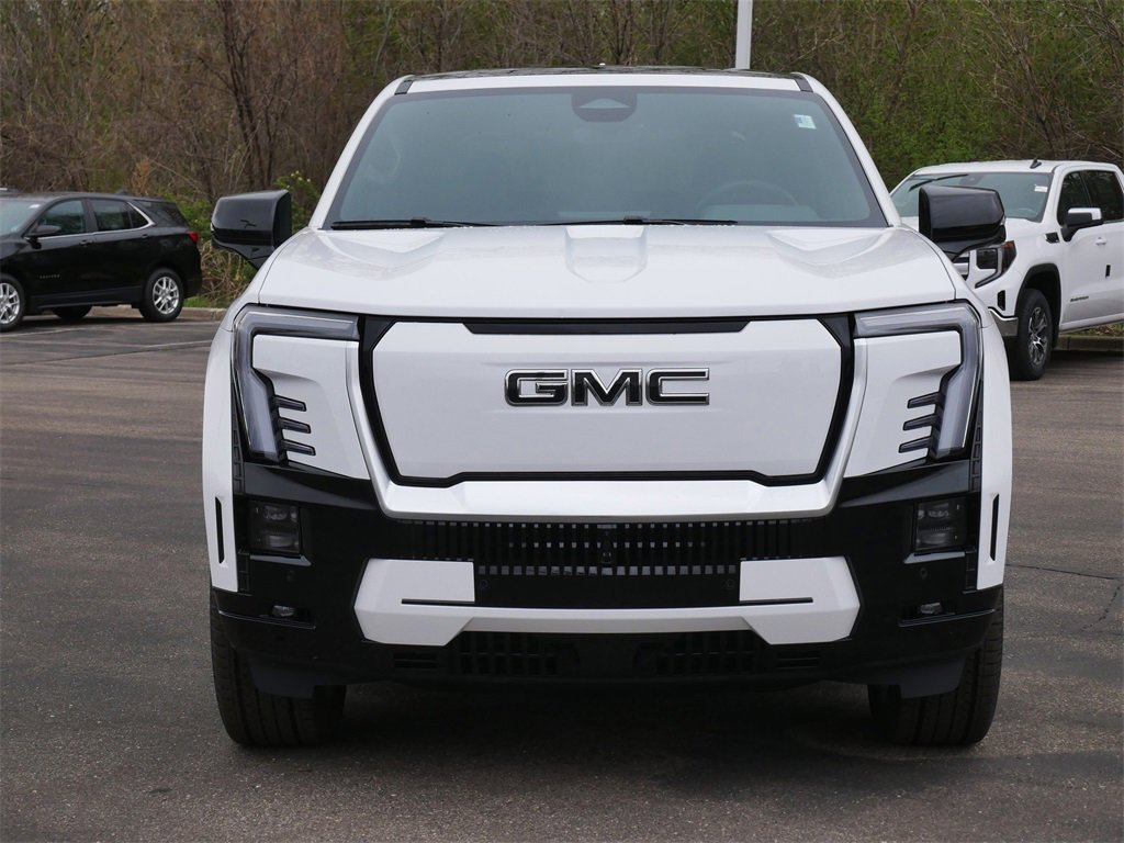 2025 Gmc Sierra EV Denali photo 2